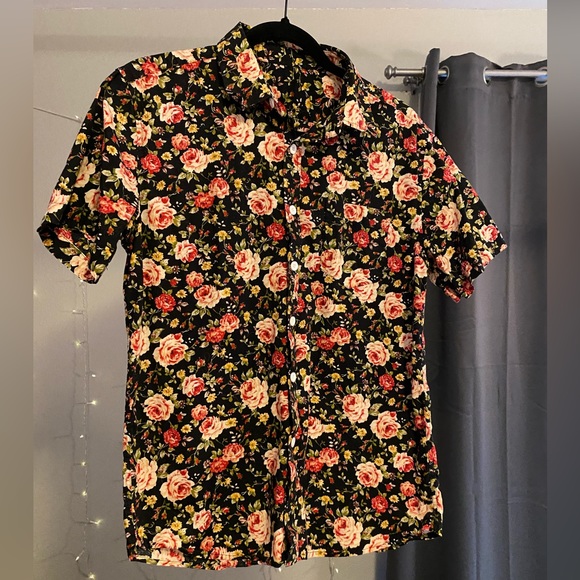 Men’s floral button down - Picture 1 of 2